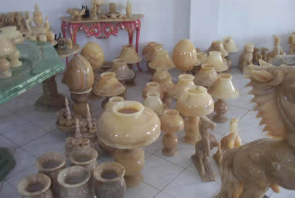 Onys Stone Art Sculpture