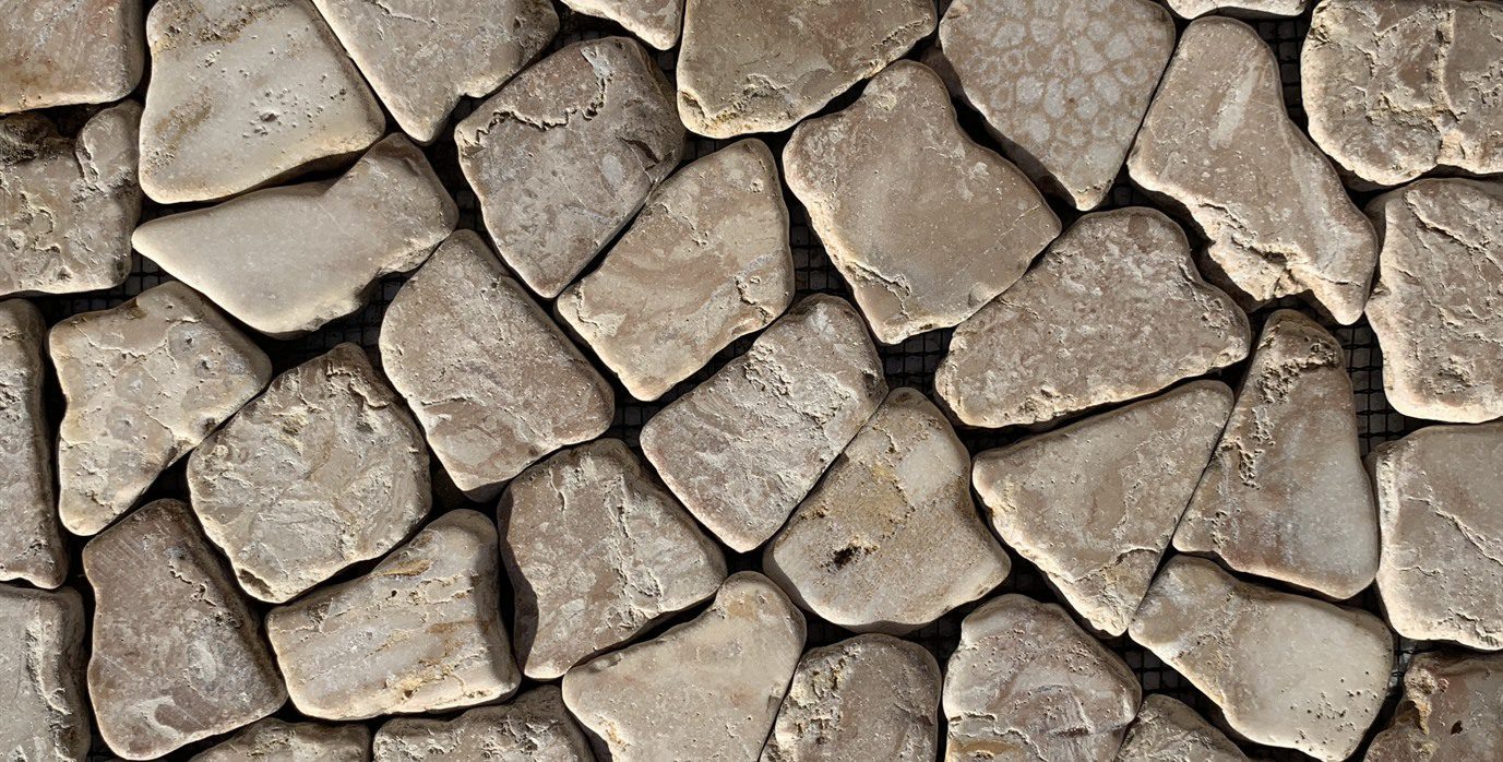 Natural stone mosaic for landscaping and pools in Wavy Honey